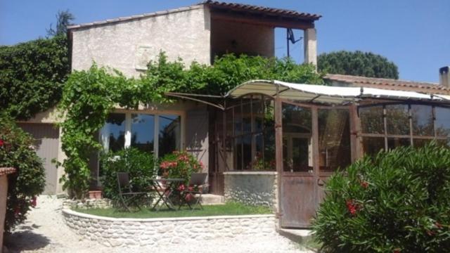 Gite L'Annexe Villelaure Exterior foto