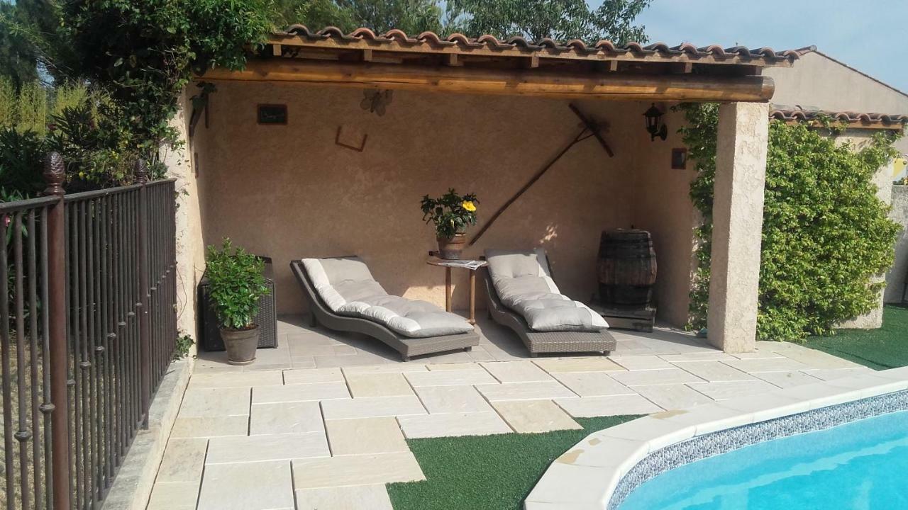 Gite L'Annexe Villelaure Exterior foto